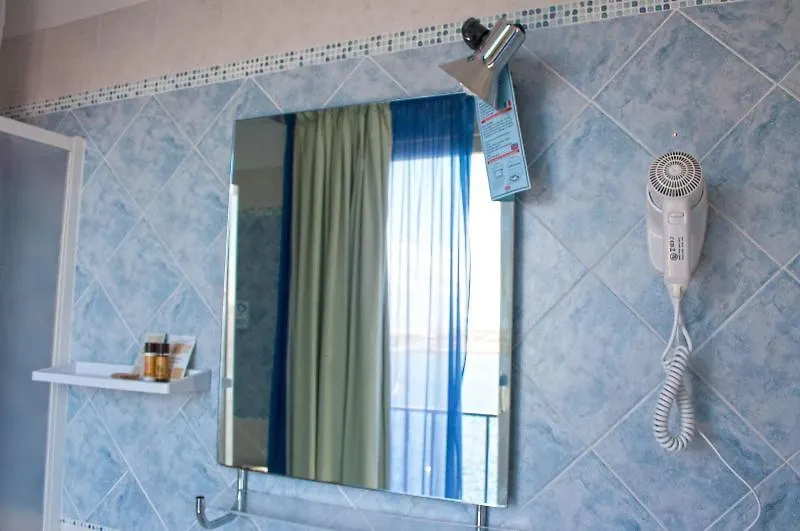 Blue Moon Hotel Παντελλερία