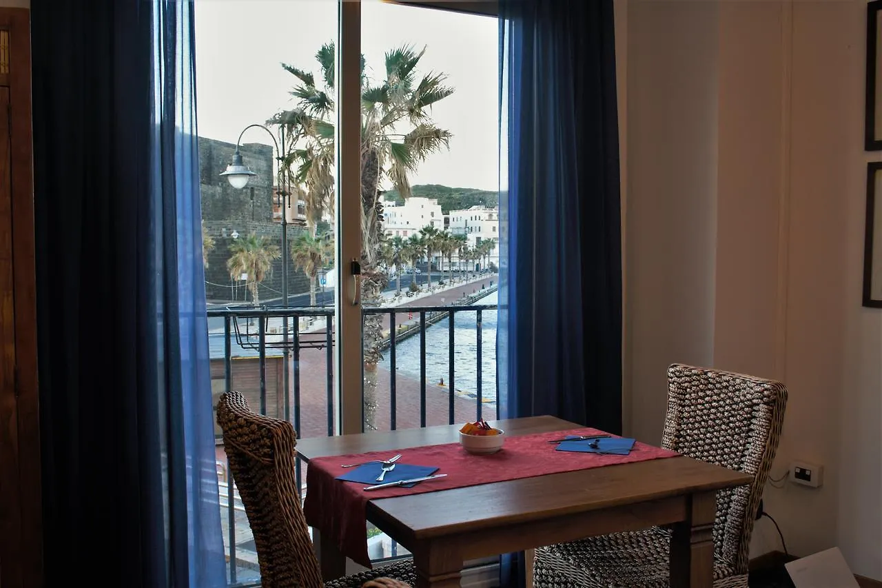 Blue Moon Hotel Pantelleria