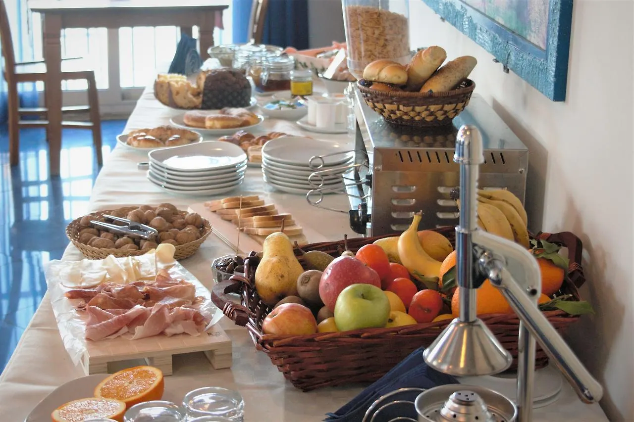 Blue Moon Hotel Pantelleria