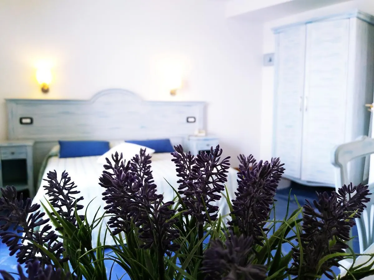 Blue Moon Hotel Pantelleria