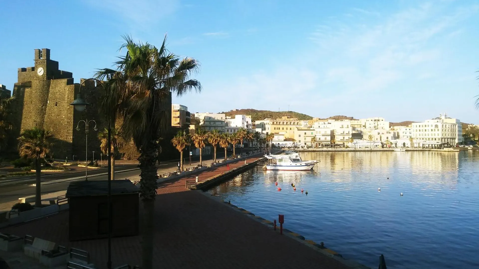 Blue Moon Hotel Pantelleria