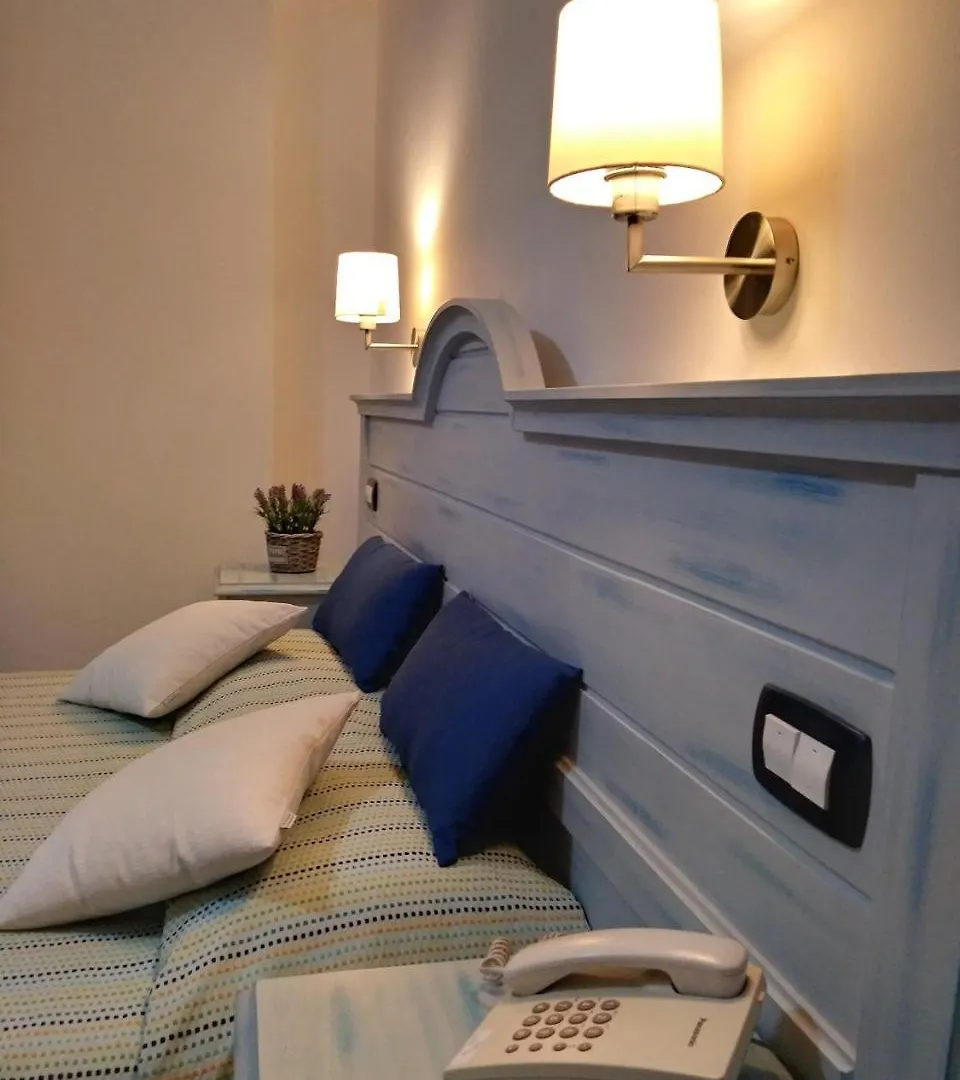 ***  Blue Moon Hotel Pantelleria Italy