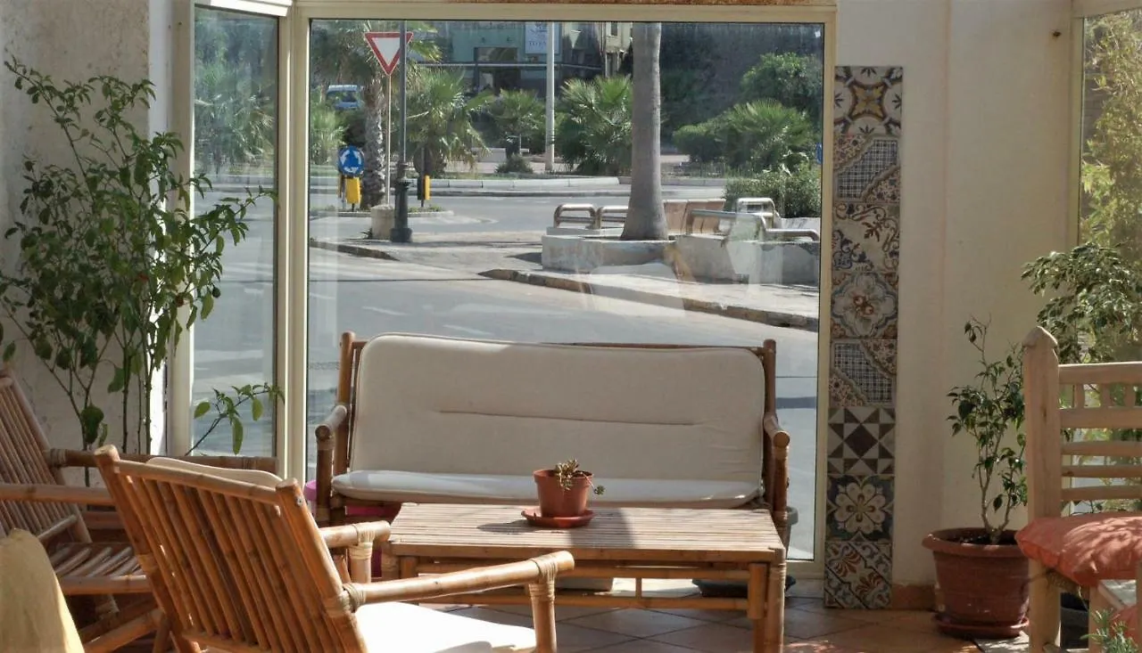 Blue Moon Hotel Pantelleria
